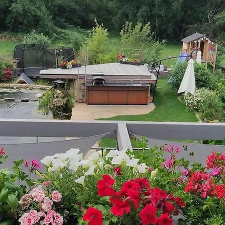 Kinderparadies Mit Naturpool Und Bauernhofflair Ferienhaus
