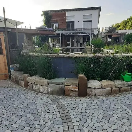 Kinderparadies Mit Naturpool Und Bauernhofflair Ferienhaus