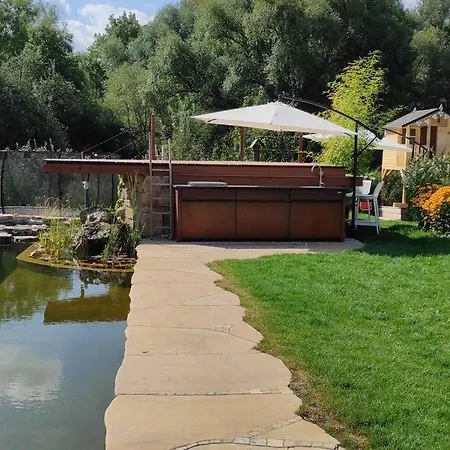 Ferienhaus Kinderparadies Mit Naturpool Und Bauernhofflair *